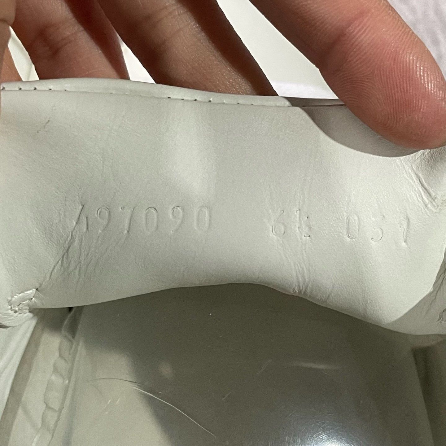 Gucci Gucci White Lowtop Sneakers 40 Men Size US 7.5 / EU 40-41 - 6 Thumbnail