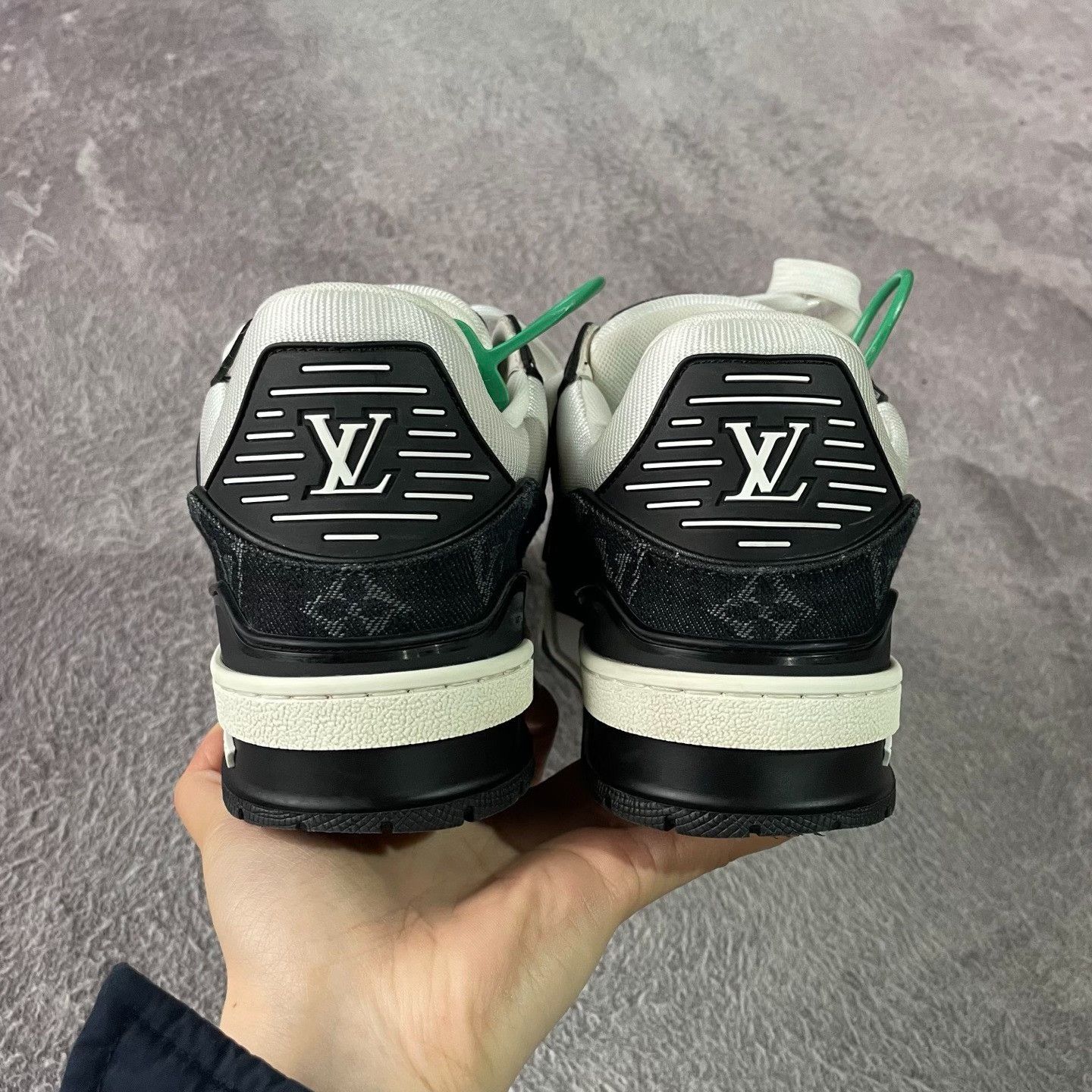 Louis Vuitton Louis Vuitton Training Black Lowtop Sneakers 37 Women Size US 6.5 / IT 36.5 - 3 Thumbnail
