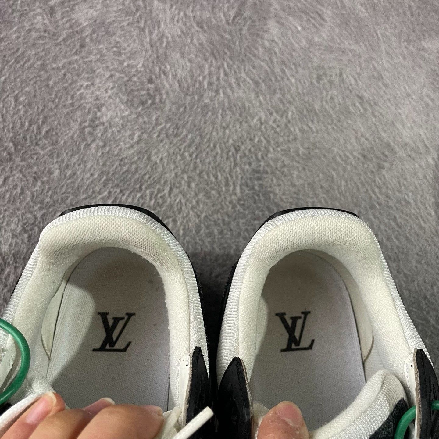 Louis Vuitton Louis Vuitton Training Black Lowtop Sneakers 36 Women Size US 6 / IT 36 - 9 Thumbnail