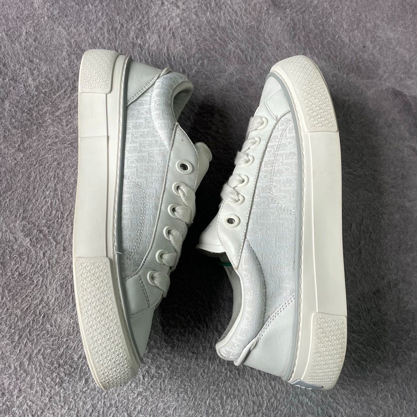 Dior Dior White Lowtop Sneakers 33 Men Size US 5 / EU 37 - 7 Thumbnail