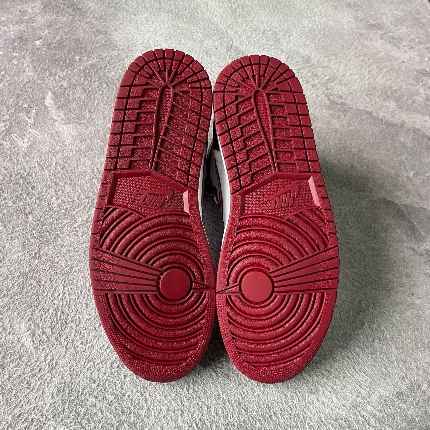 Nike Nike Retro Red Lowtop Sneakers 45 Men Size US 11.5 / EU 44-45 - 4 Thumbnail