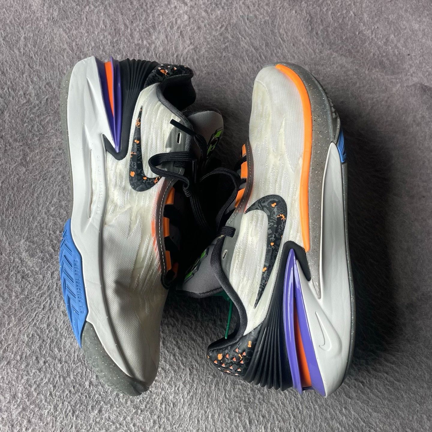 Nike Nike White Lowtop Sneakers 43 Men Size US 10 / EU 43 - 8 Thumbnail