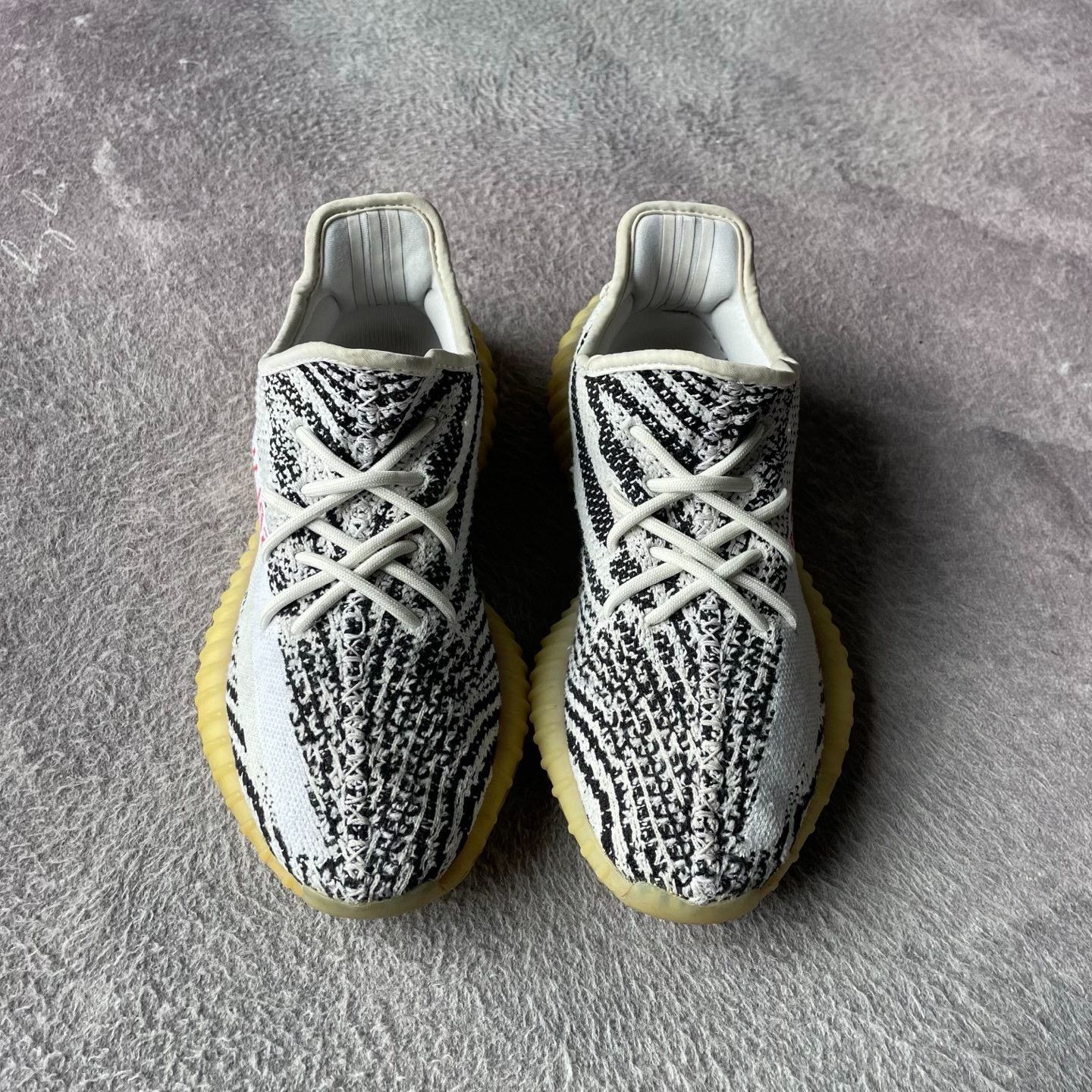 Yeezy Yeezy White Lowtop Sneakers 41 Men Size US 8.5 / EU 41-42 - 2 Thumbnail