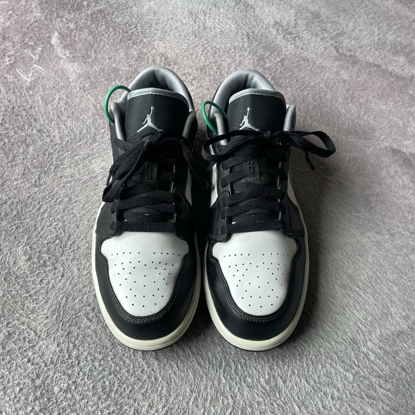Nike Nike Black Lowtop Sneakers 43 Men Size US 10 / EU 43 - 2 Thumbnail