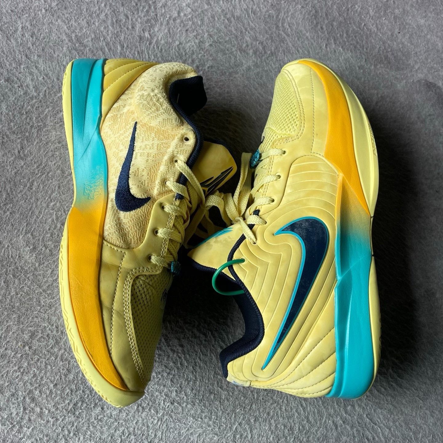 Nike Nike Yellow Lowtop Sneakers 43 Men Size US 10 / EU 43 - 9 Thumbnail