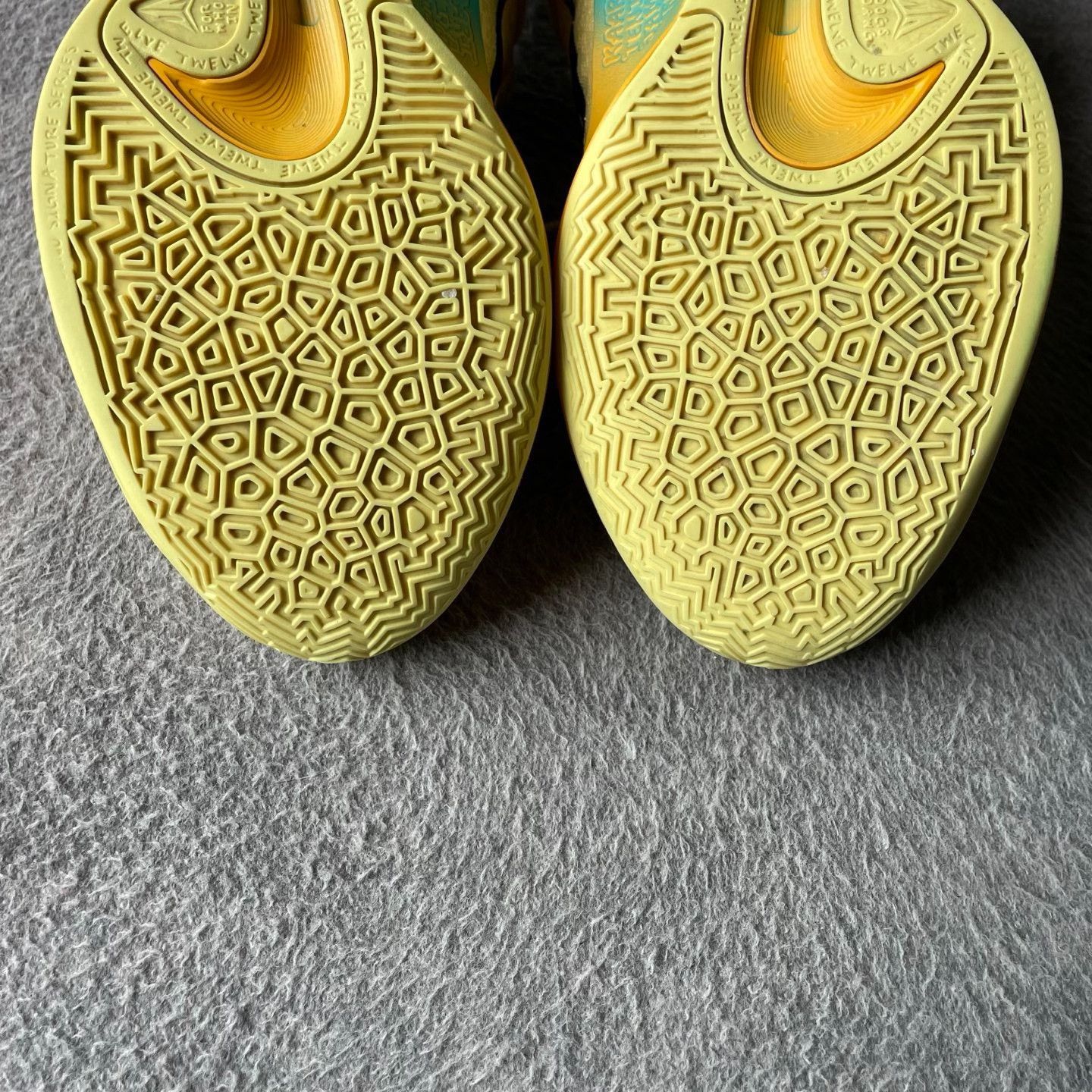 Nike Nike Yellow Lowtop Sneakers 43 Men Size US 10 / EU 43 - 6 Thumbnail
