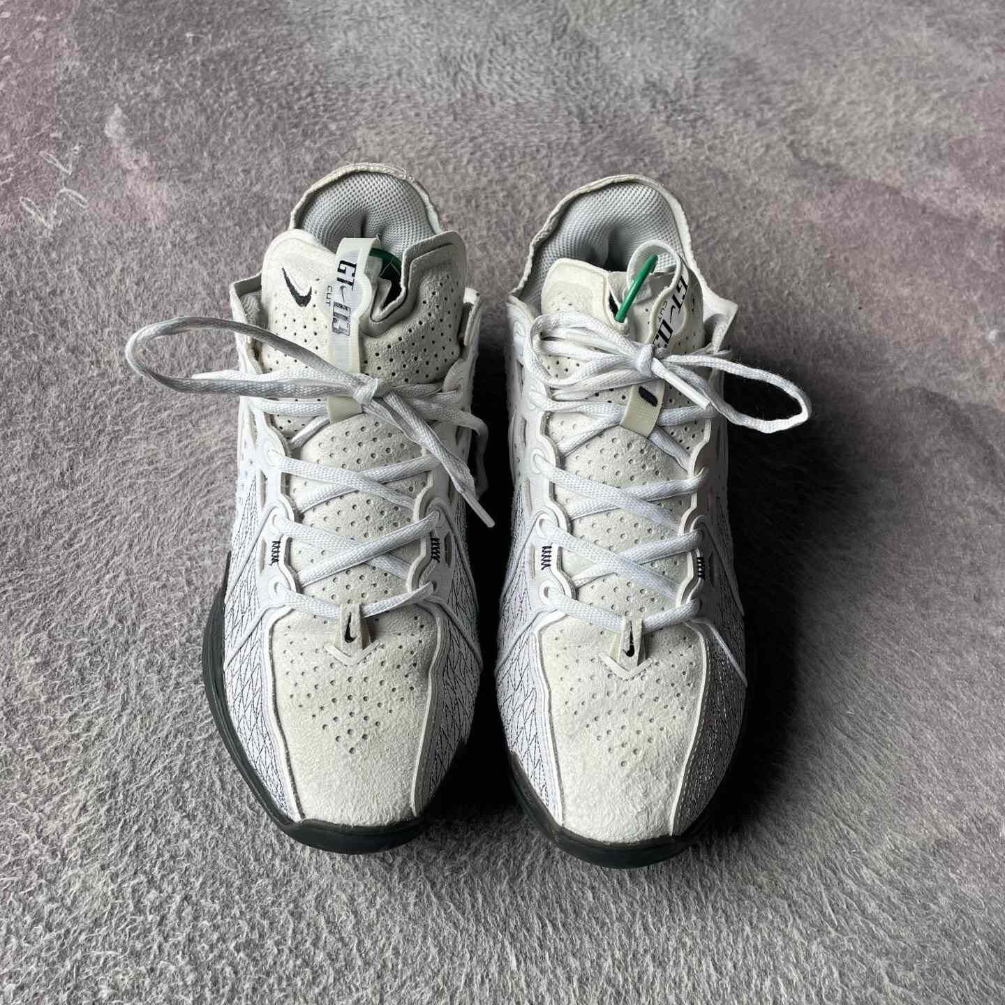 Nike Nike White Lowtop Sneakers 42 Men Size US 9 / EU 42 - 2 Thumbnail