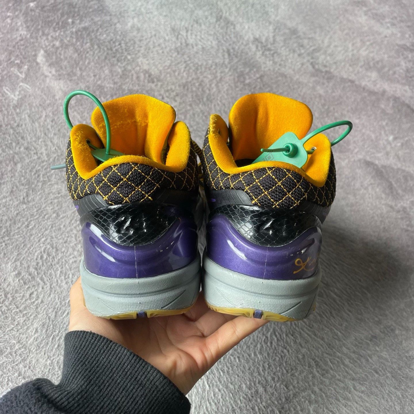 Nike Nike Yellow Lowtop Sneakers 41 Men Size US 8.5 / EU 41-42 - 3 Thumbnail
