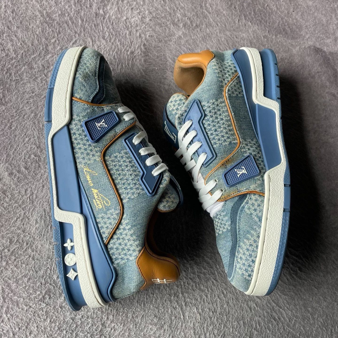 Louis Vuitton Louis Vuitton Training Plaid Blue Lowtop Sneakers 40 Men Size US 7.5 / EU 40-41 - 6 Thumbnail