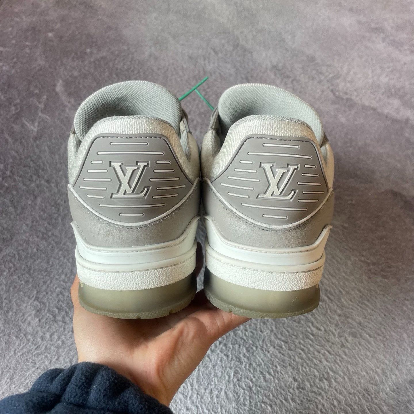 Louis Vuitton Louis Vuitton Training White Lowtop Sneakers 42 Men Size US 9 / EU 42 - 3 Thumbnail