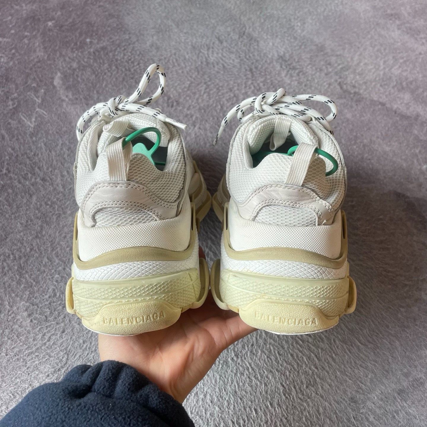 Balenciaga Balenciaga White Lowtop Sneakers S Women Size US 6 / IT 36 - 3 Thumbnail
