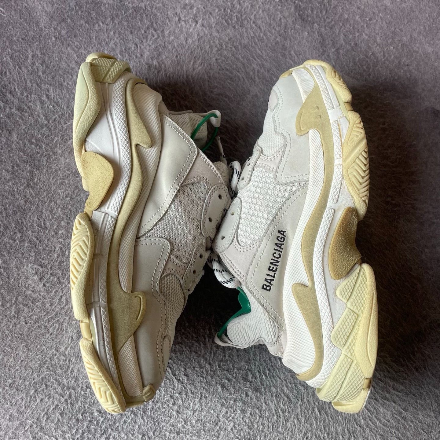 Balenciaga Balenciaga White Lowtop Sneakers S Women Size US 6 / IT 36 - 7 Thumbnail