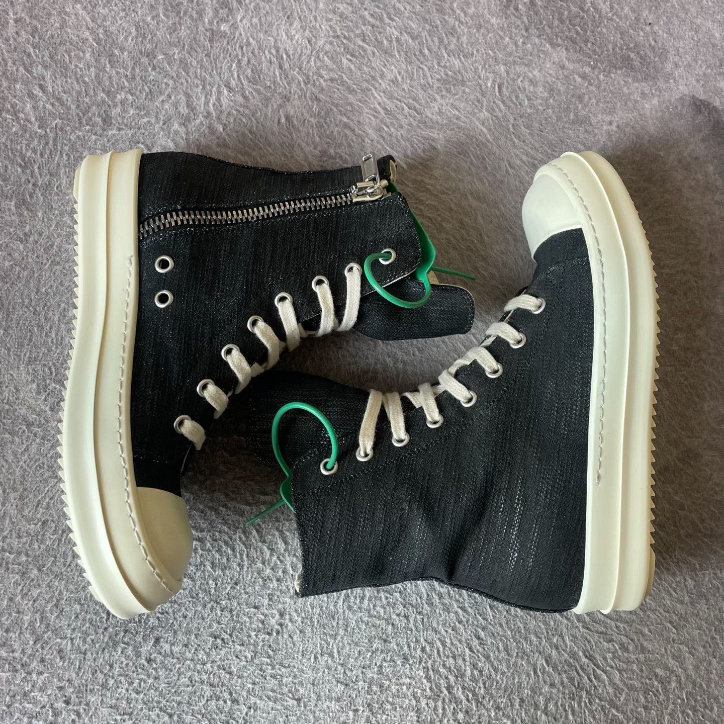 Rick Owens Rick Owens Black Hitop Sneakers 35 Women Size US 5 / IT 35 - 8 Thumbnail