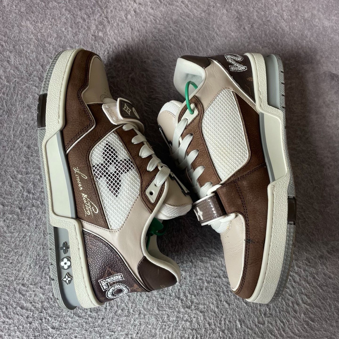 Louis Vuitton Louis Vuitton Training Lowtop Sneakers 38 Women Size US 7.5 / IT 37.5 - 6 Thumbnail