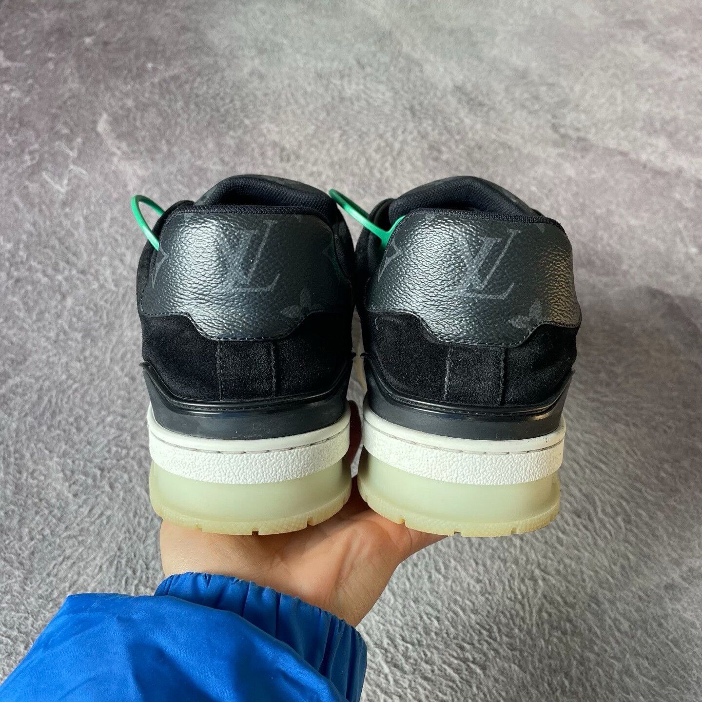 Louis Vuitton Louis Vuitton Training Black Lowtop Sneakers 42 Men Size US 9 / EU 42 - 3 Thumbnail