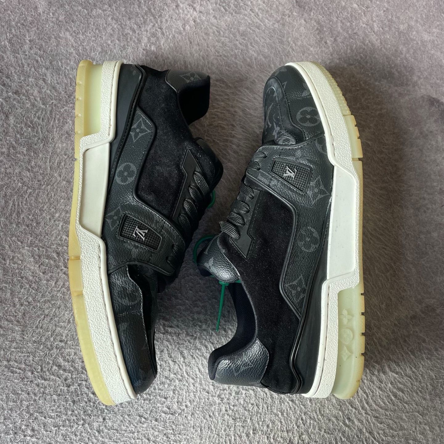 Louis Vuitton Louis Vuitton Training Black Lowtop Sneakers 42 Men Size US 9 / EU 42 - 7 Thumbnail