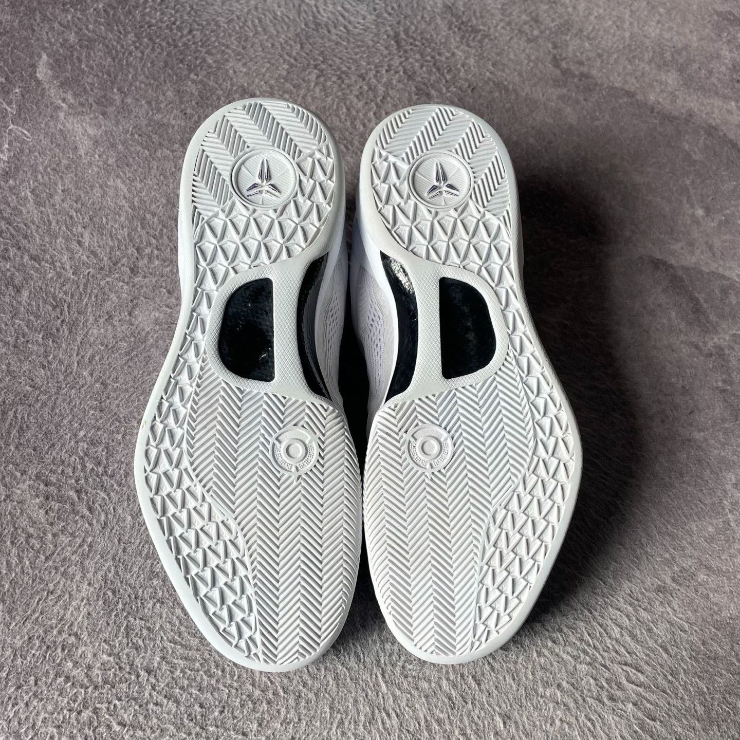Nike Nike White Lowtop Sneakers 45 Men Size US 11.5 / EU 44-45 - 4 Thumbnail