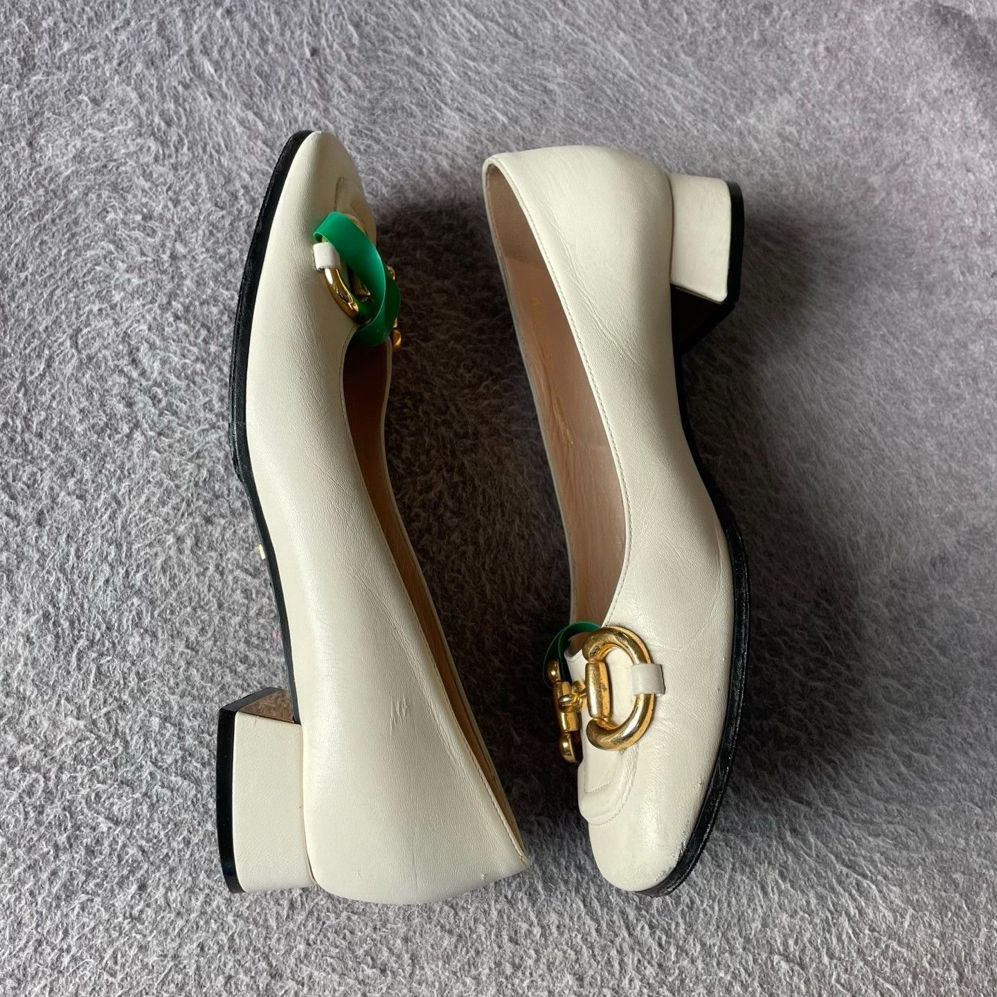 Gucci Gucci White Lowtop Sneakers 35.5 Women Size US 5 / IT 35 - 6 Thumbnail