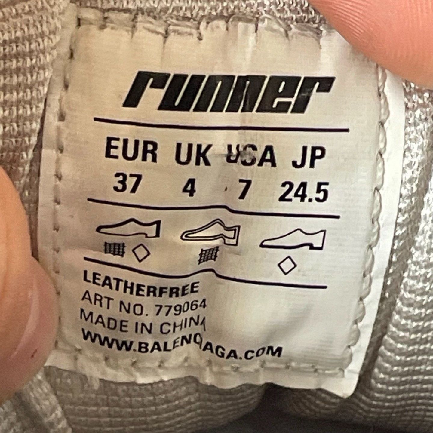 Balenciaga Balenciaga Running White Lowtop Sneakers 37 Women Size US 6.5 / IT 36.5 - 6 Thumbnail