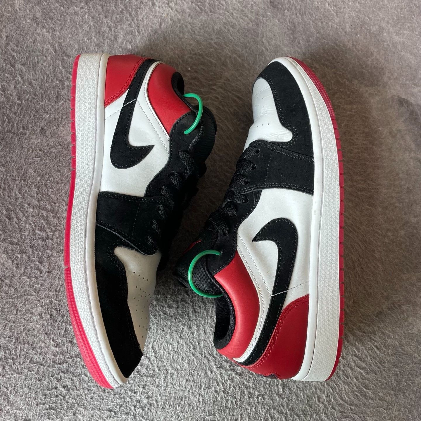 Nike Nike Silk Black Lowtop Sneakers 43 Men Size US 10 / EU 43 - 8 Thumbnail
