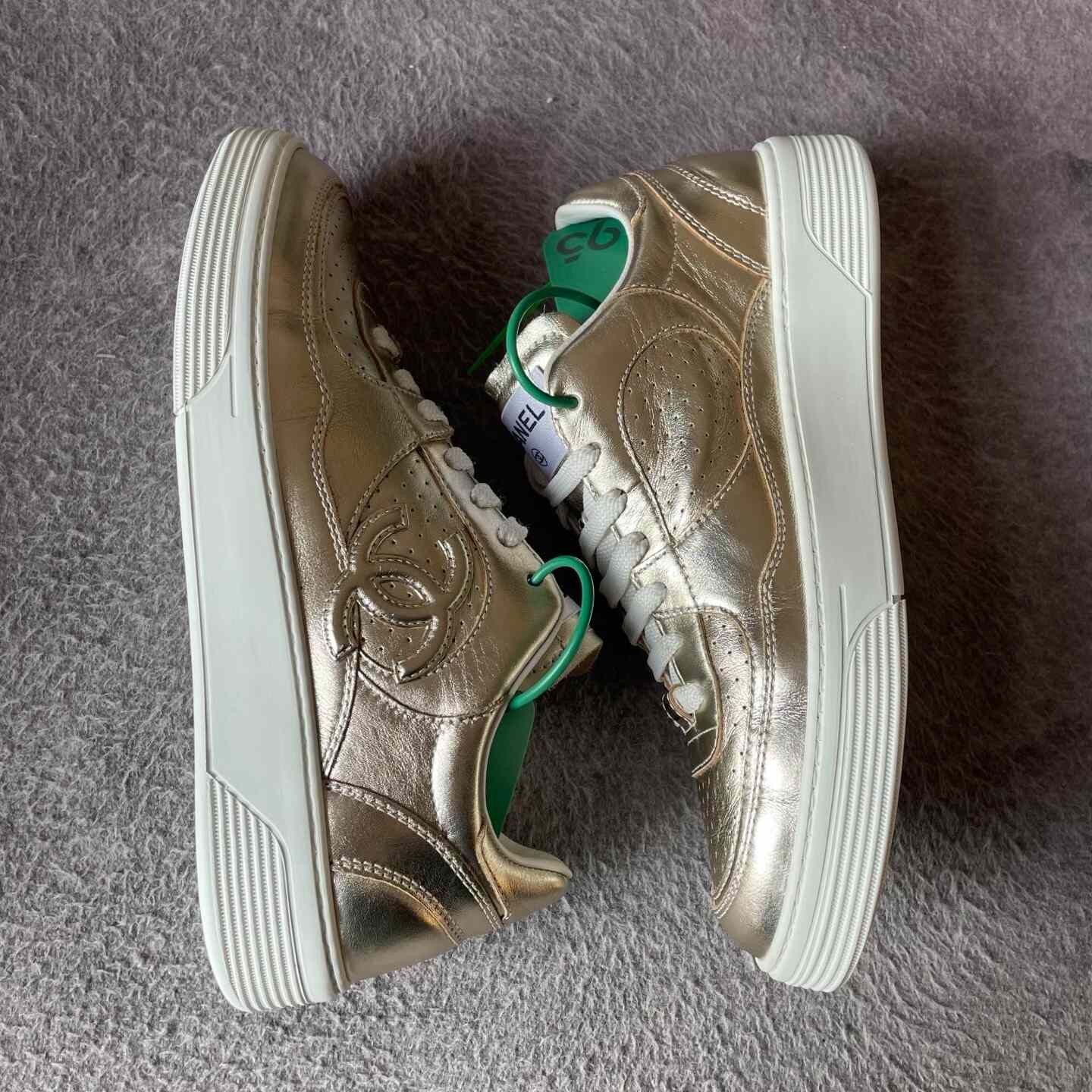 Chanel Chanel Gold Lowtop Sneakers 39 Men Size US 6.5 / EU 39-40 - 7 Thumbnail