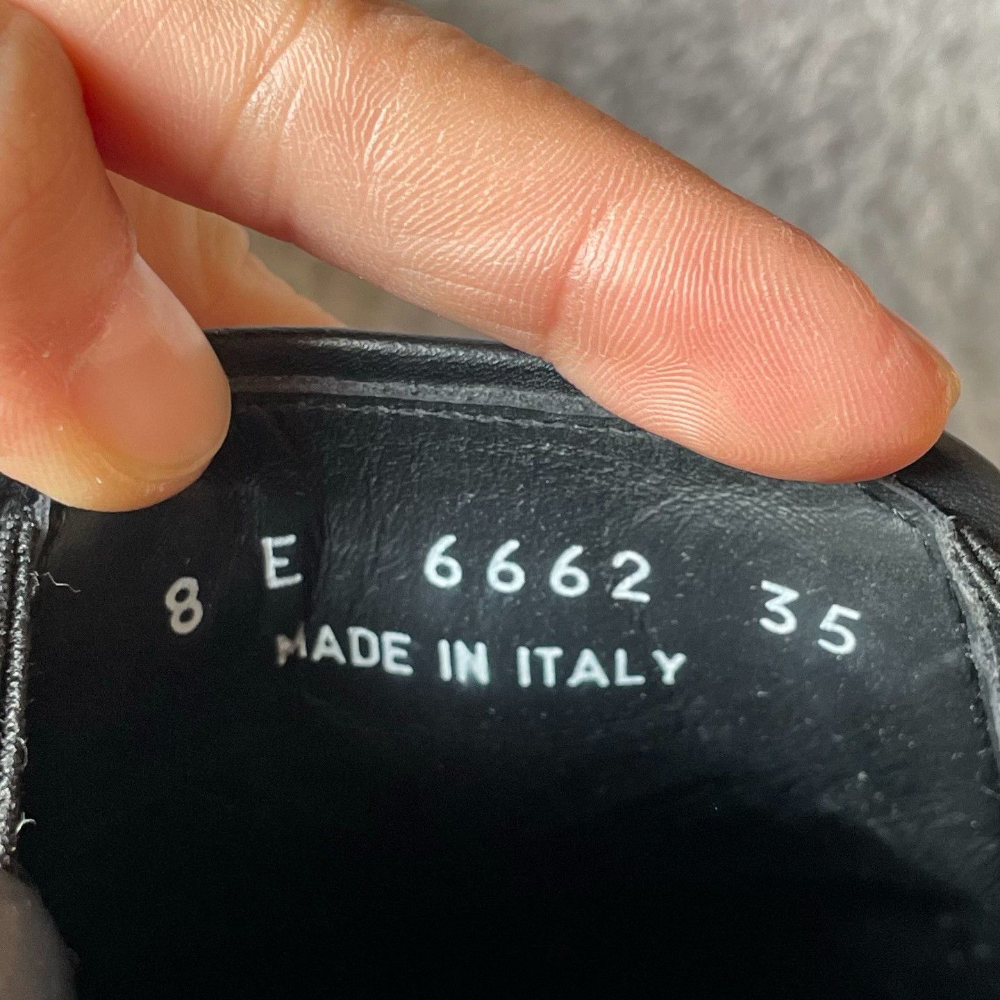 Fendi Fendi Black Lowtop Sneakers 35 Women Size US 5 / IT 35 - 6 Thumbnail
