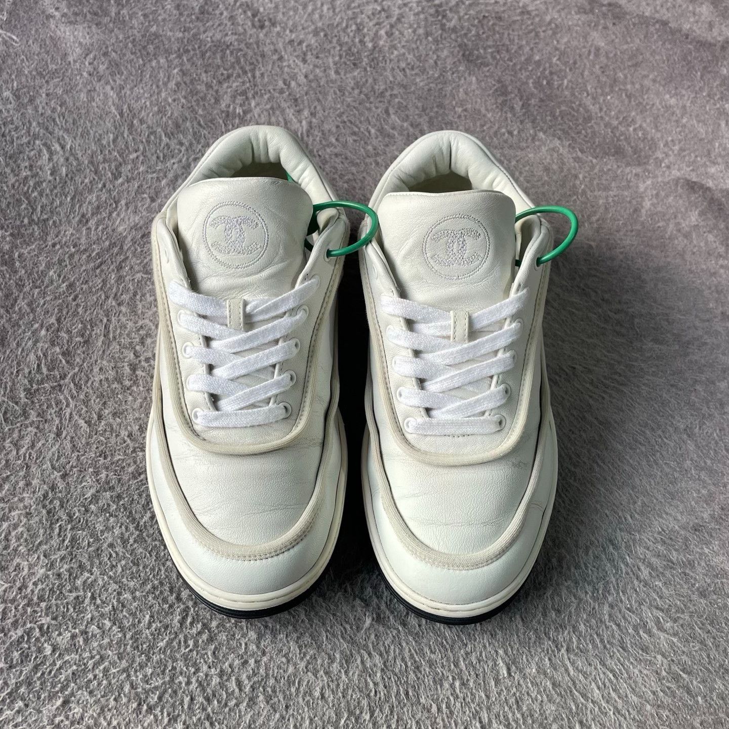 Chanel Chanel White Lowtop Sneakers 36 Women Size US 6 / IT 36 - 2 Thumbnail