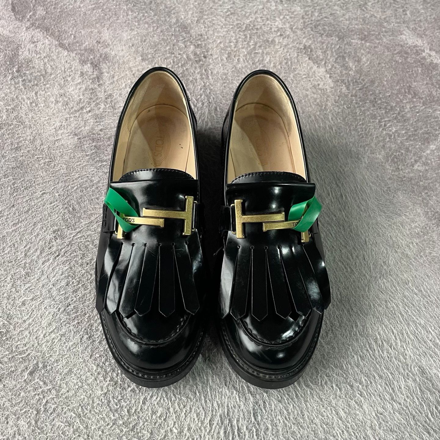 Tod's Tod's Black Lowtop Sneakers 39 Women Size US 8.5 / IT 38.5 - 2 Thumbnail
