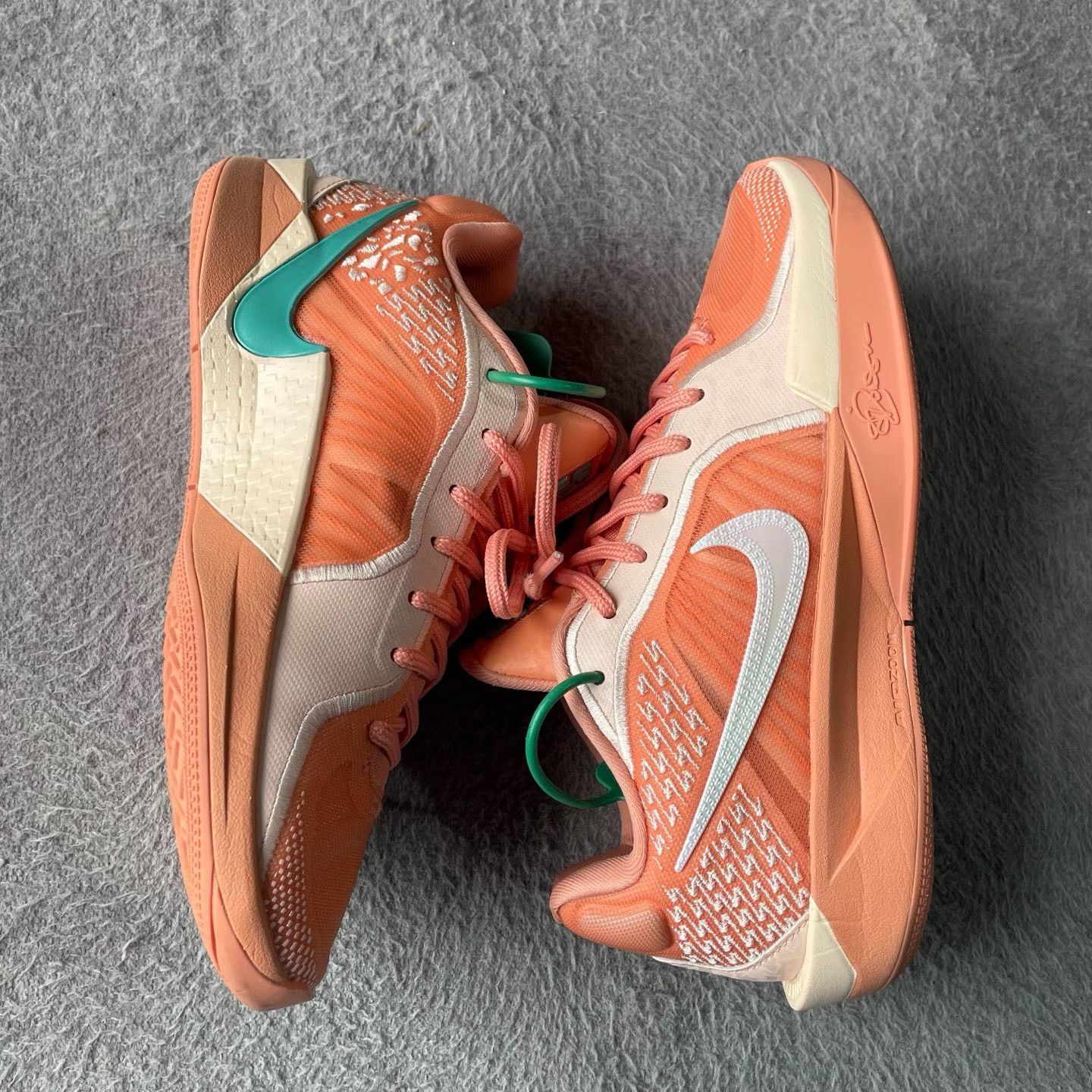 Nike Nike Orange Lowtop Sneakers 36 Men Size US 5 / EU 37 - 9 Thumbnail
