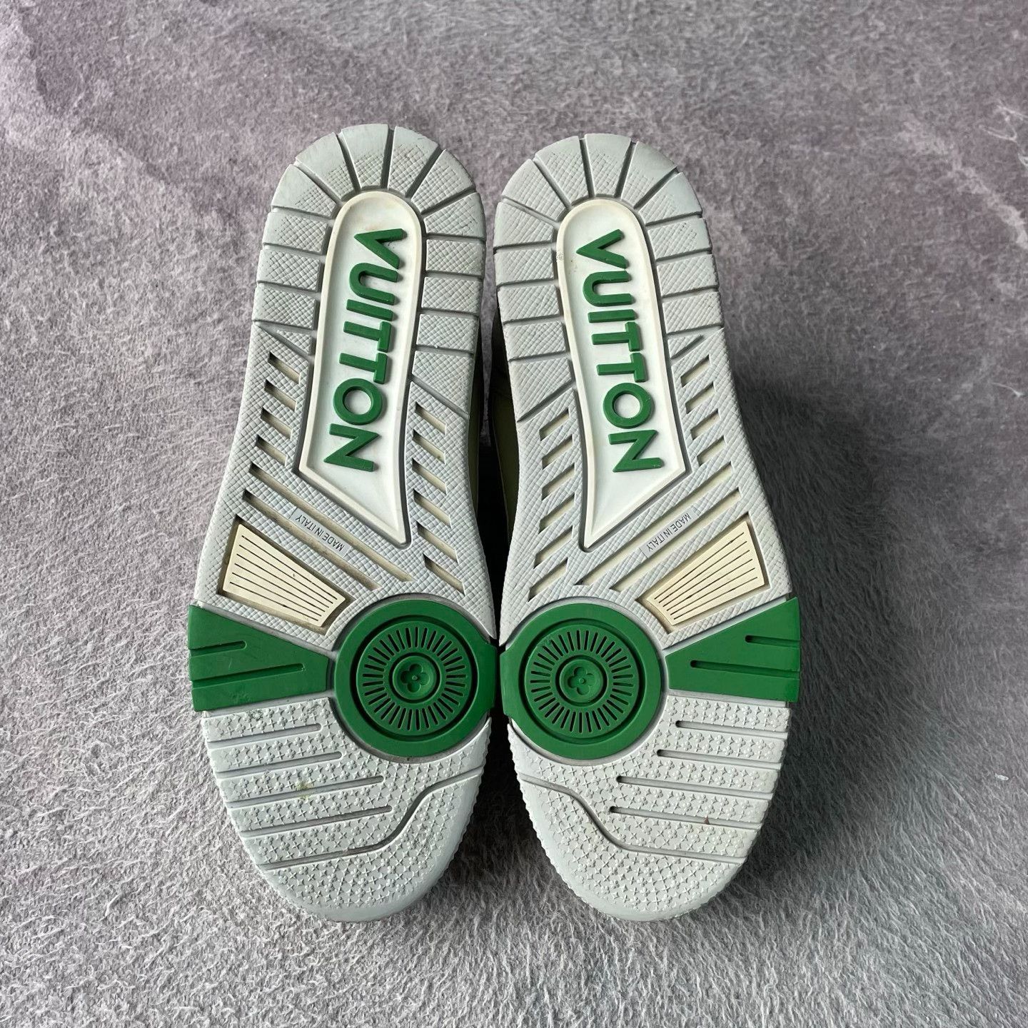 Louis Vuitton Louis Vuitton Training Green Lowtop Sneakers 40 Men Size US 7.5 / EU 40-41 - 4 Thumbnail