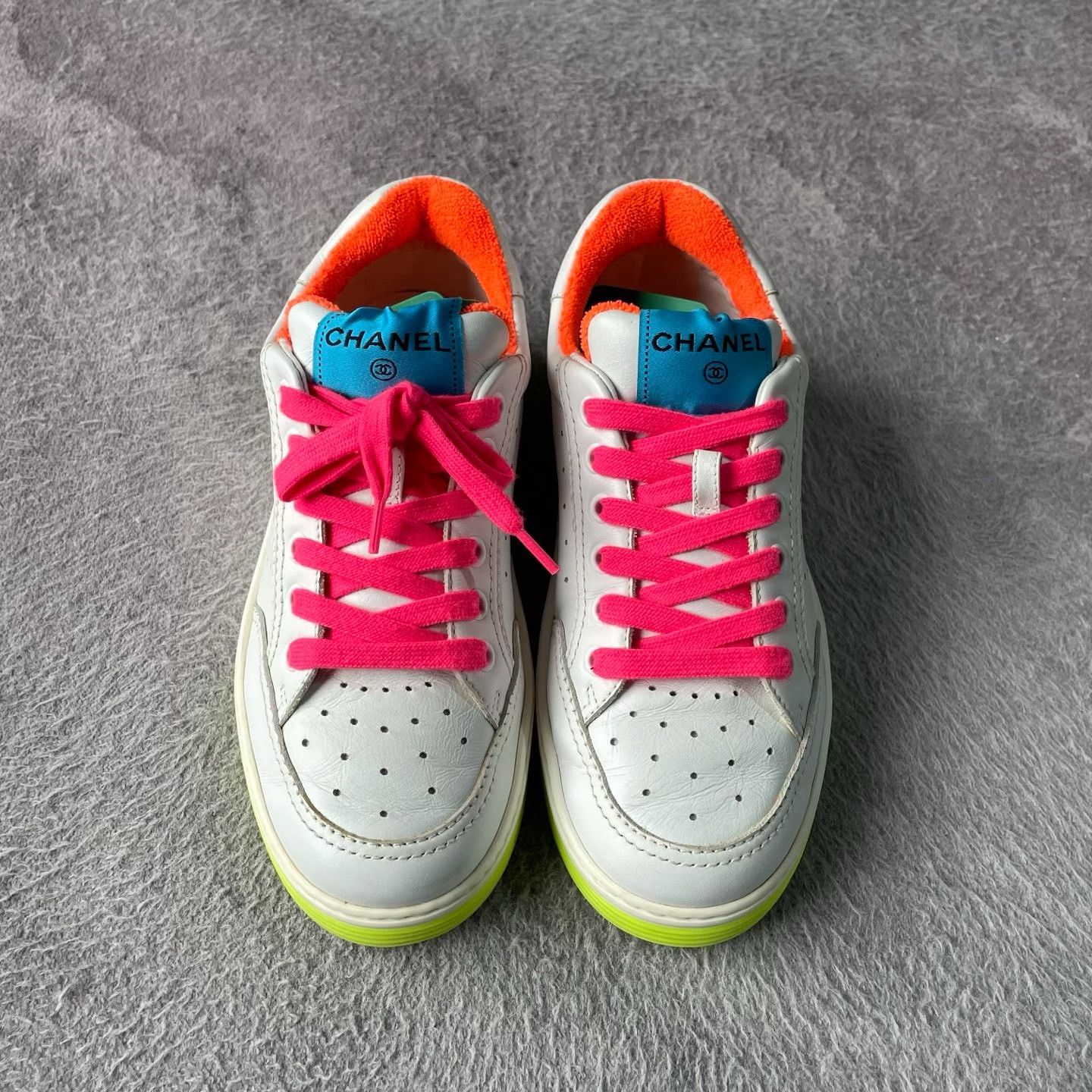 Chanel Chanel Yellow Lowtop Sneakers 36 Women Size US 6 / IT 36 - 2 Thumbnail
