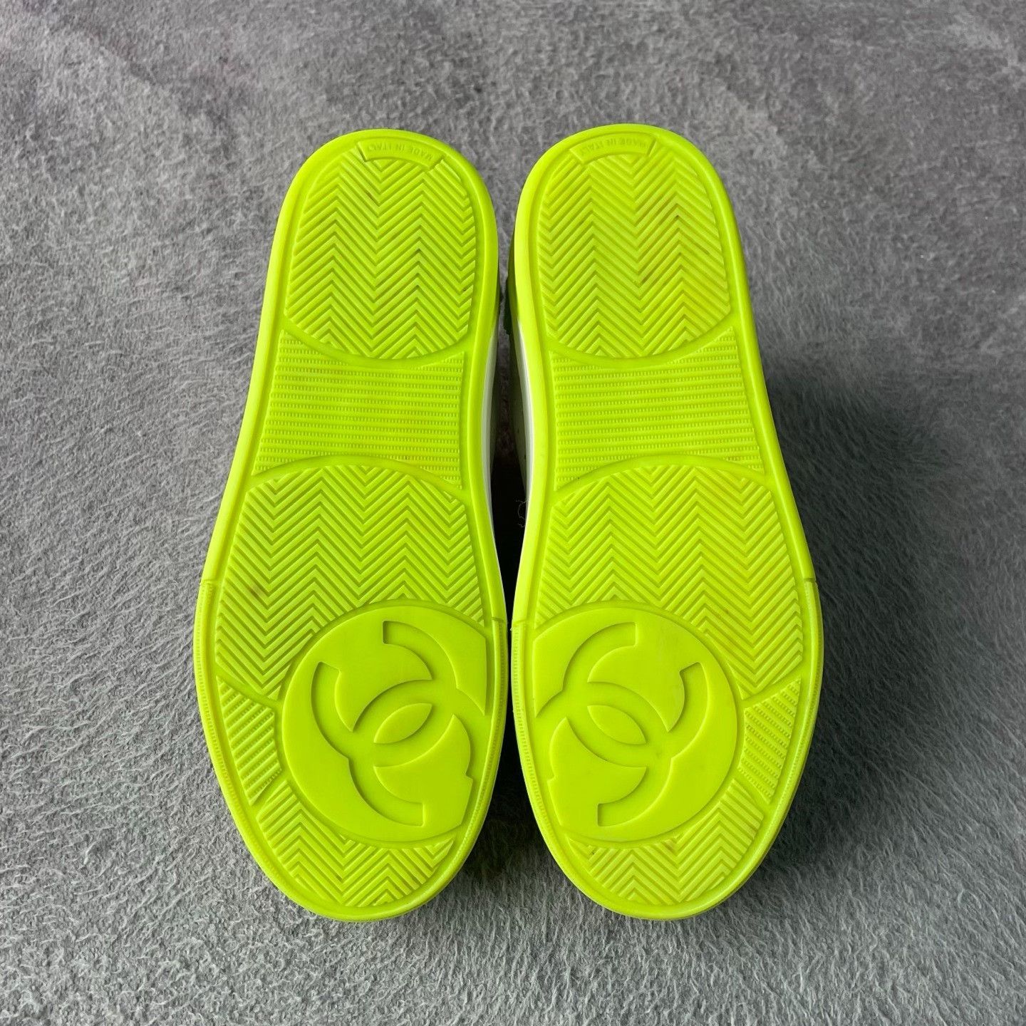 Chanel Chanel Yellow Lowtop Sneakers 36 Women Size US 6 / IT 36 - 4 Thumbnail