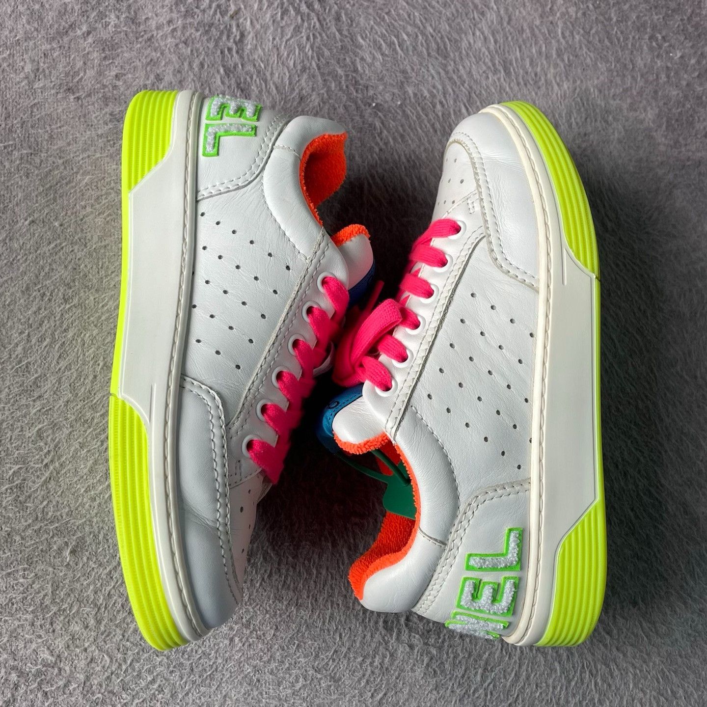 Chanel Chanel Yellow Lowtop Sneakers 36 Women Size US 6 / IT 36 - 8 Thumbnail