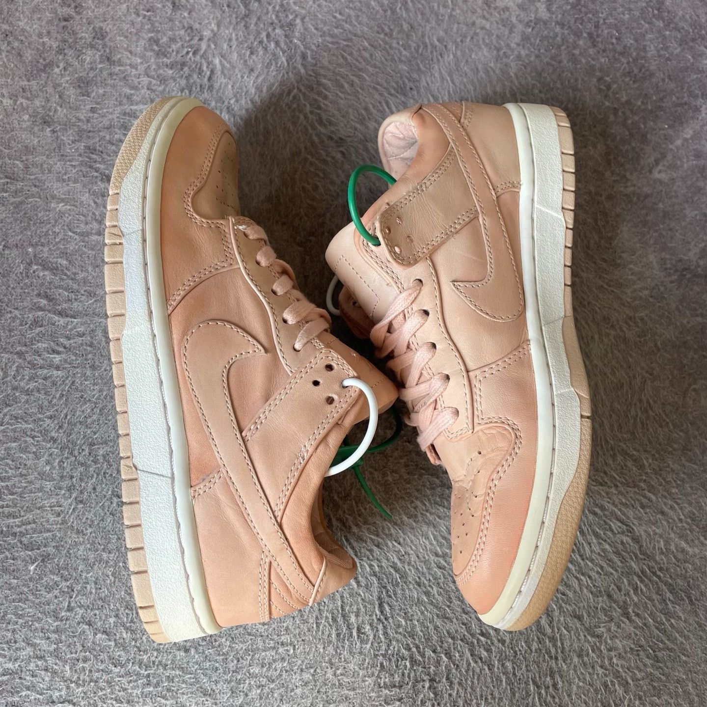 Nike Nike DUNK Pink Lowtop Sneakers 38 Men Size US 6 / EU 39 - 7 Thumbnail
