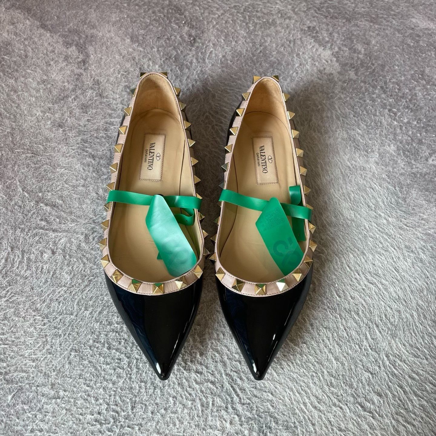 Valentino Valentino Black Lowtop Sneakers S Women Size US 6 / IT 36 - 2 Thumbnail