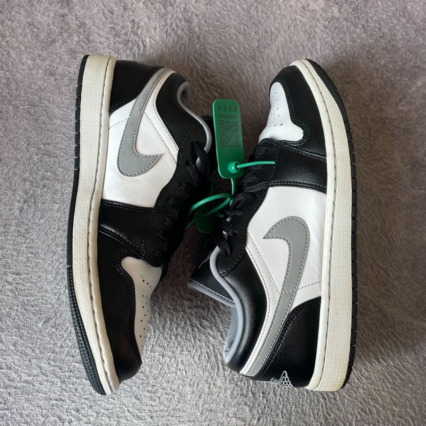 Nike Nike Black Lowtop Sneakers 42 Men Size US 9 / EU 42 - 7 Thumbnail