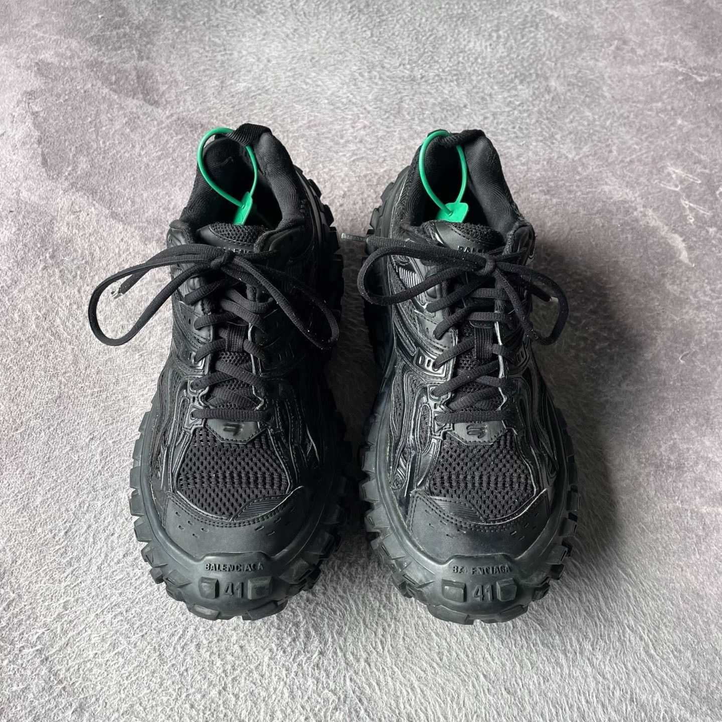 Balenciaga Balenciaga Black Lowtop Sneakers 41 Men Size US 8.5 / EU 41-42 - 2 Thumbnail