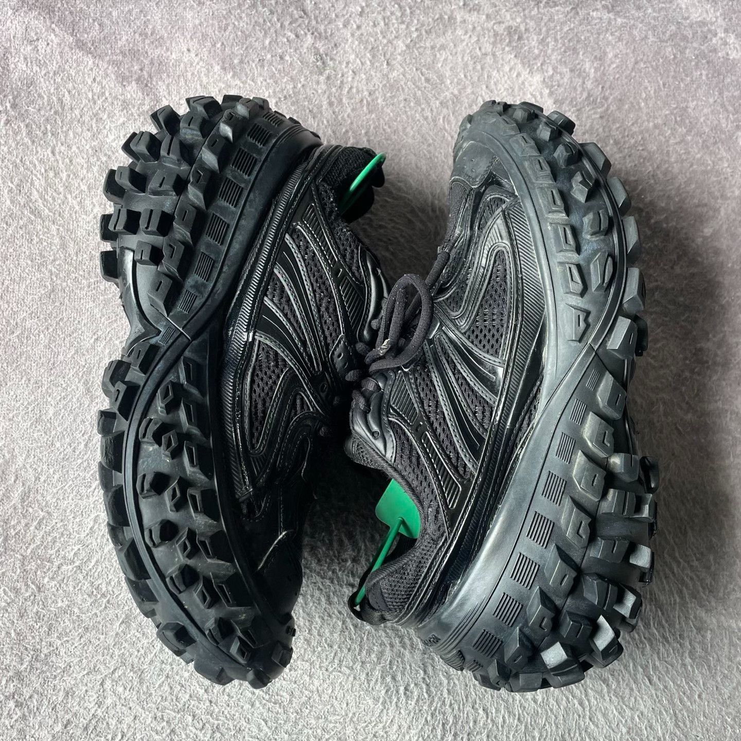 Balenciaga Balenciaga Black Lowtop Sneakers 41 Men Size US 8.5 / EU 41-42 - 7 Thumbnail