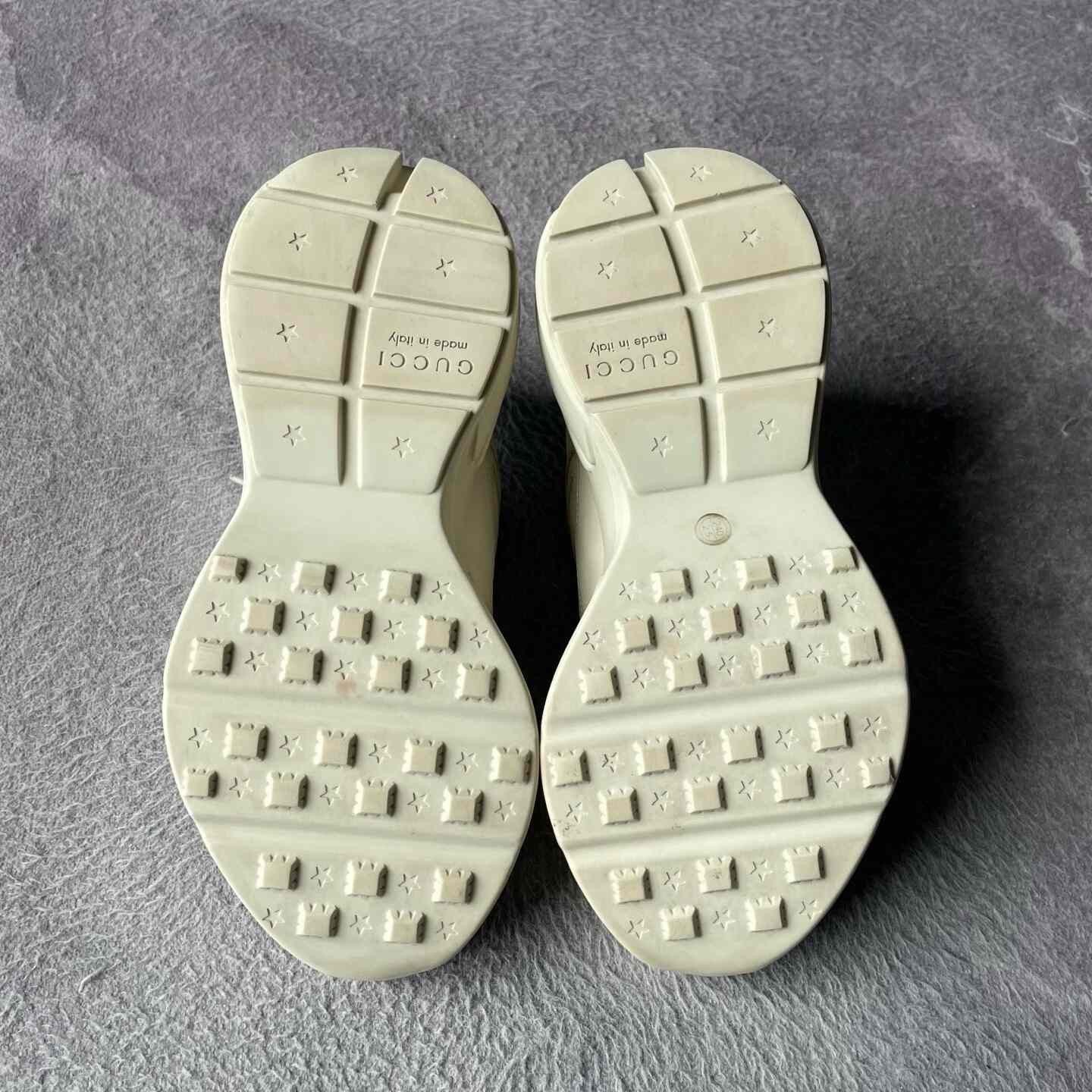 Gucci Gucci White Lowtop Sneakers 39 Men Size US 6.5 / EU 39-40 - 4 Thumbnail