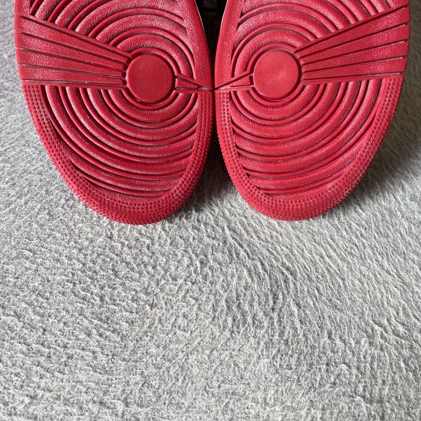Nike Nike Distressed Red Lowtop Sneakers 22 Men Size US 10 / EU 43 - 5 Thumbnail