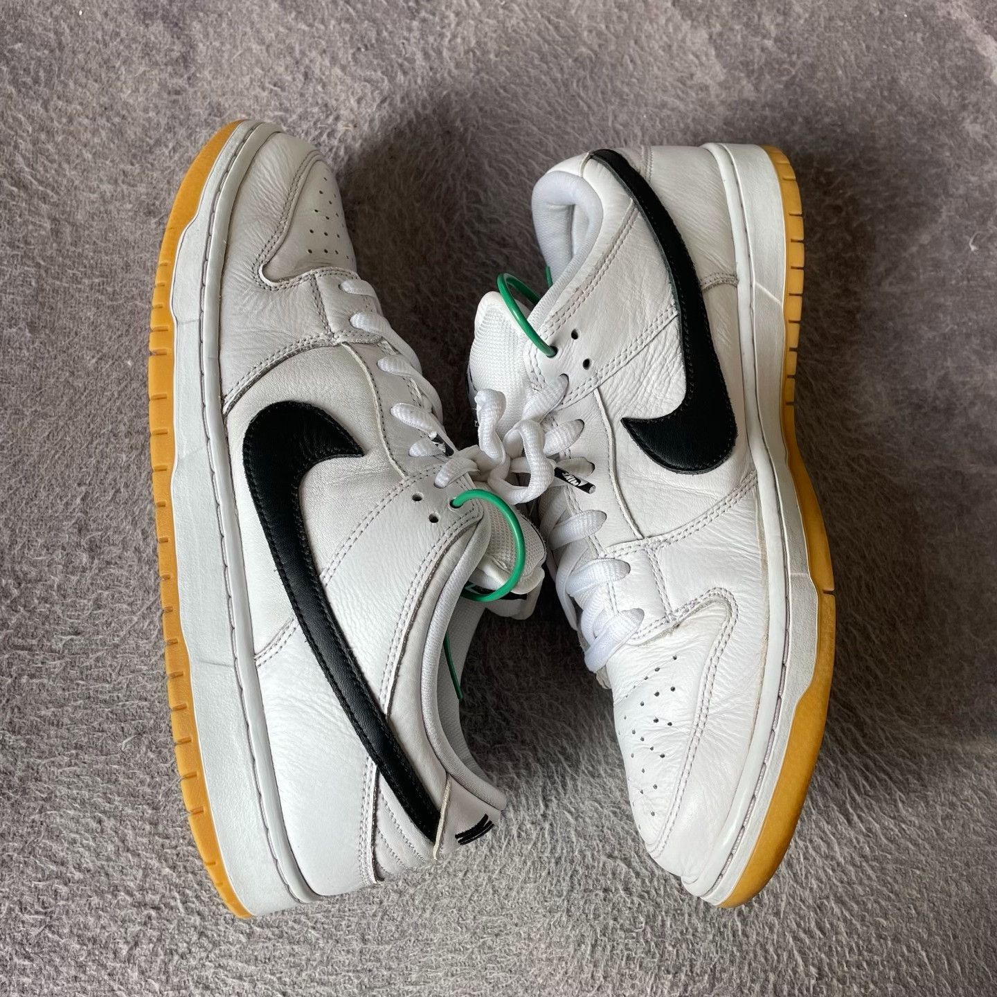 Nike Nike White Lowtop Sneakers 46 Men Size US 12 / EU 45 - 6 Thumbnail