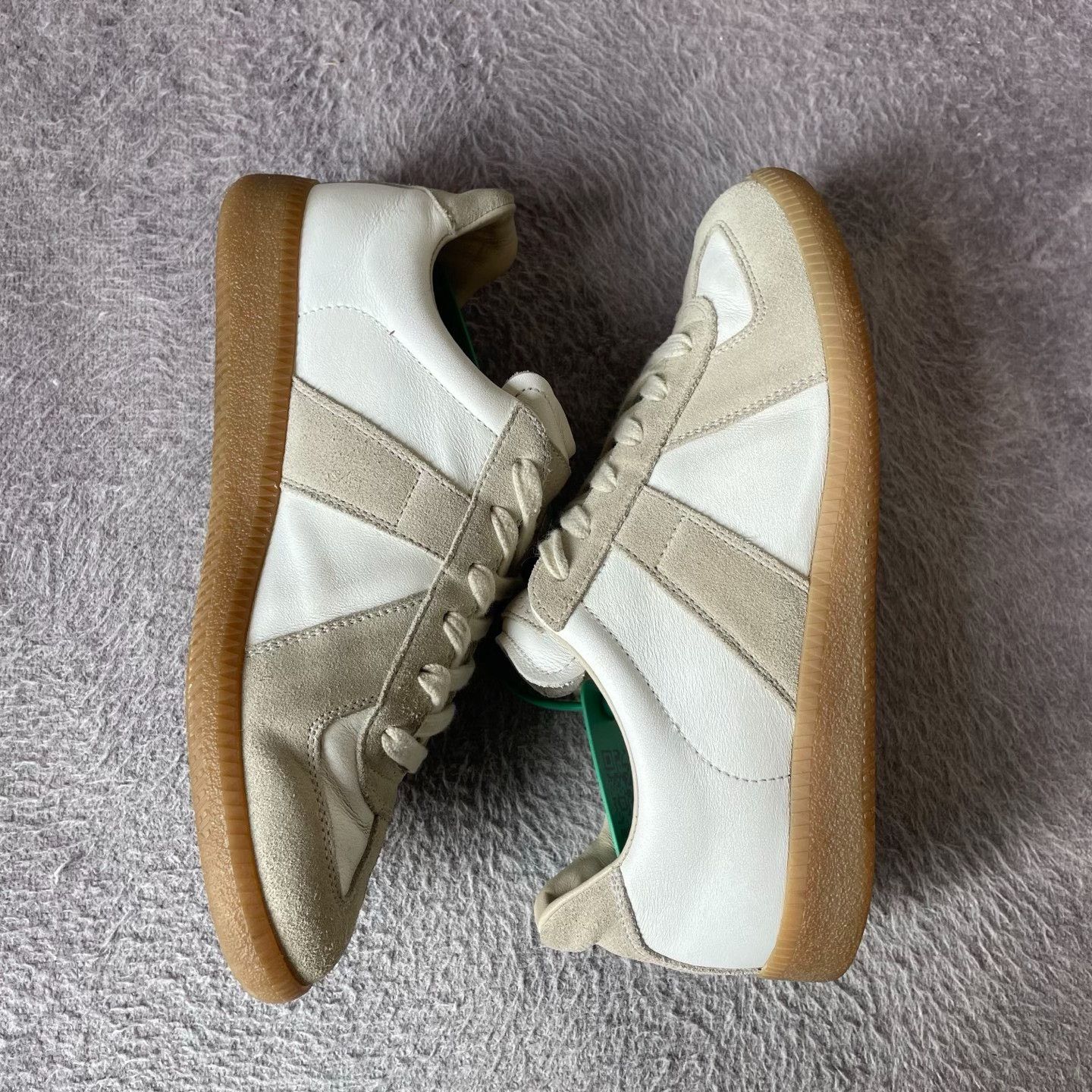 Dior Dior White Lowtop Sneakers S Women Size US 6 / IT 36 - 8 Thumbnail