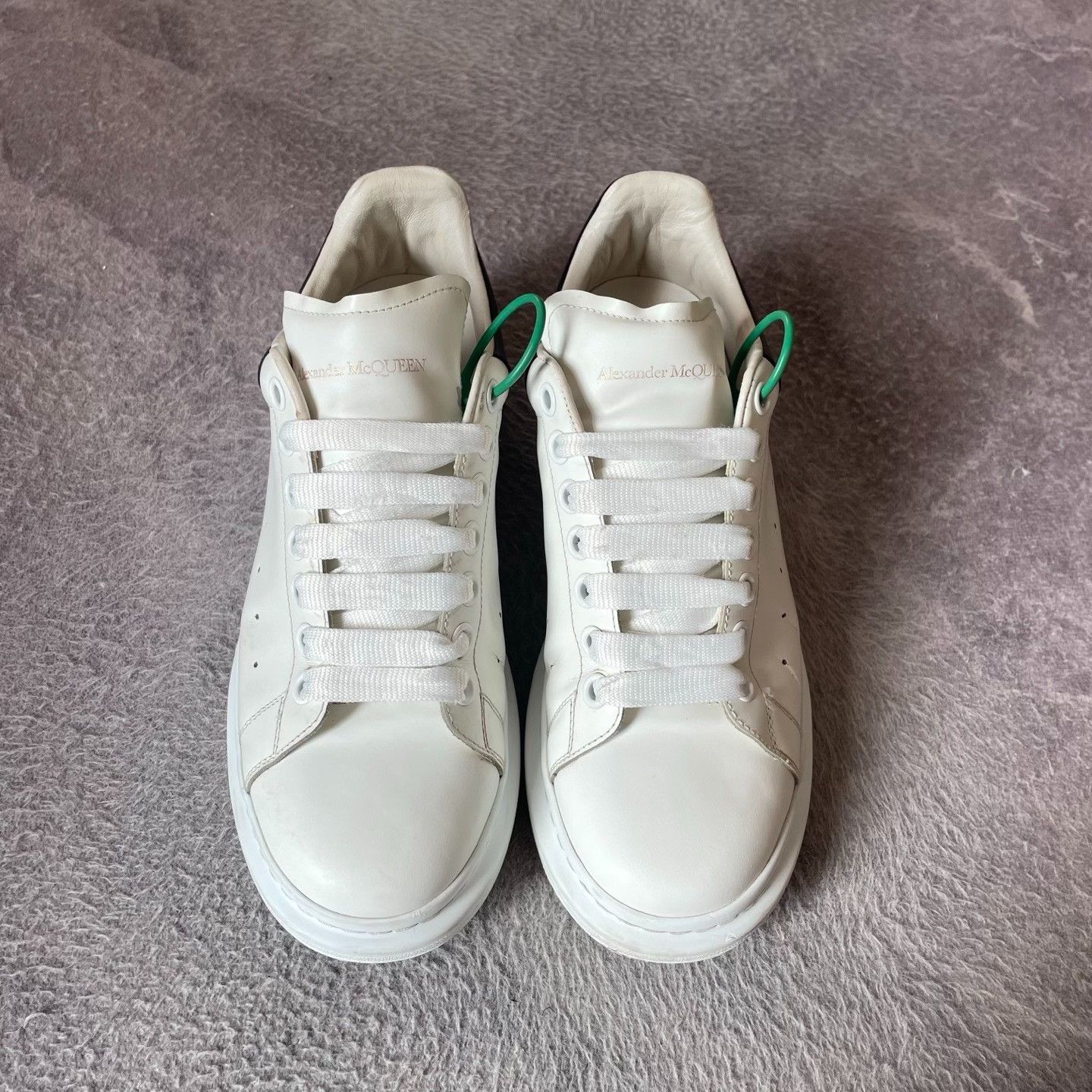 Alexander McQueen Alexander McQueen White Lowtop Sneakers 41 Men Size US 8.5 / EU 41-42 - 2 Thumbnail