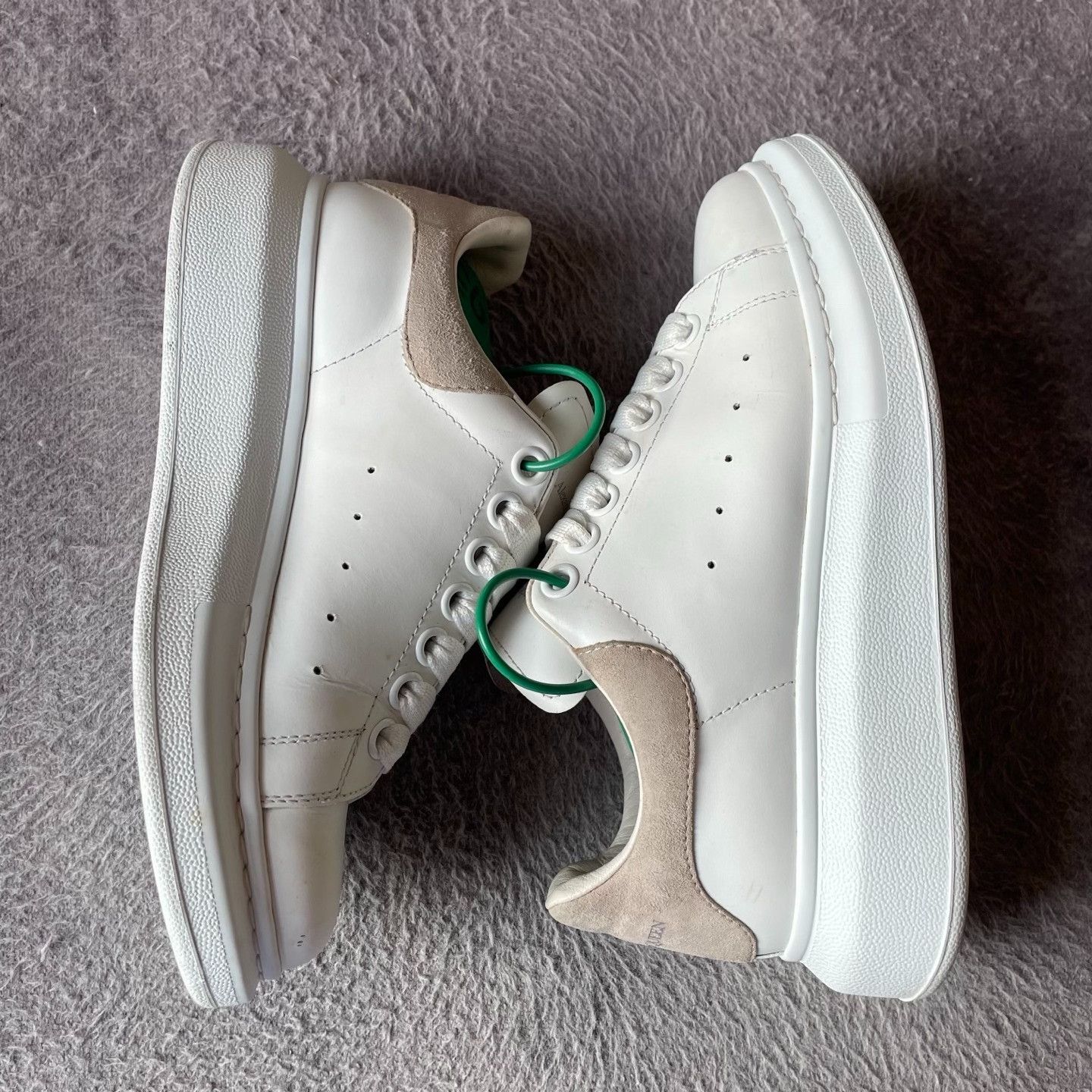 Alexander McQueen Alexander McQueen Pink Lowtop Sneakers 36 Women Size US 6 / IT 36 - 9 Thumbnail