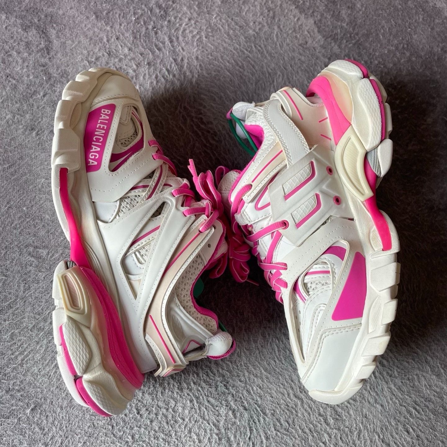 Balenciaga Balenciaga Pink Lowtop Sneakers 35 Women Size US 5 / IT 35 - 7 Thumbnail