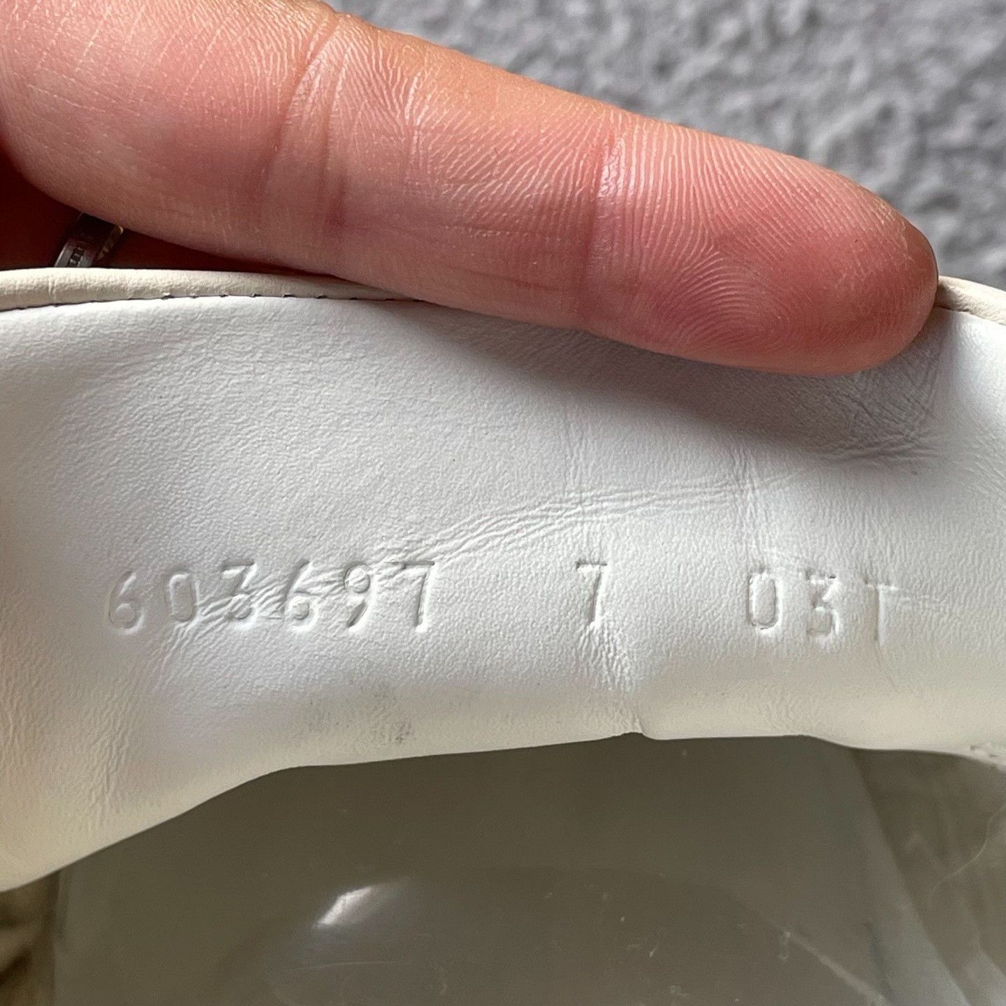 Gucci Gucci White Lowtop Sneakers 41 Men Size US 8.5 / EU 41-42 - 6 Thumbnail