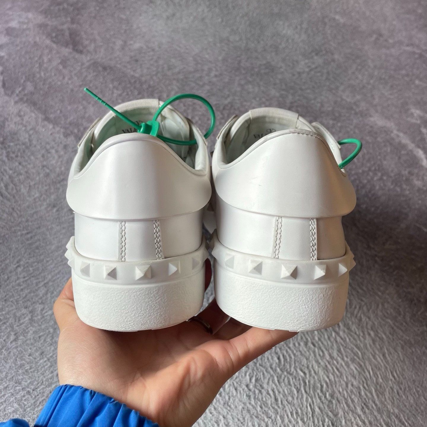 Valentino Valentino White Lowtop Sneakers S Men Size US 10 / EU 43 - 3 Thumbnail