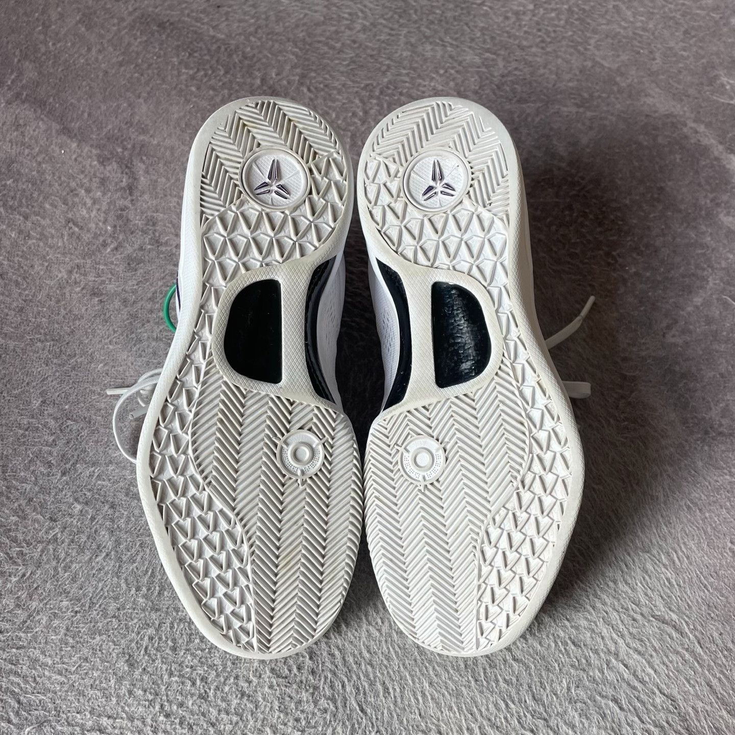 Nike Nike White Lowtop Sneakers 40 Men Size US 7.5 / EU 40-41 - 4 Thumbnail