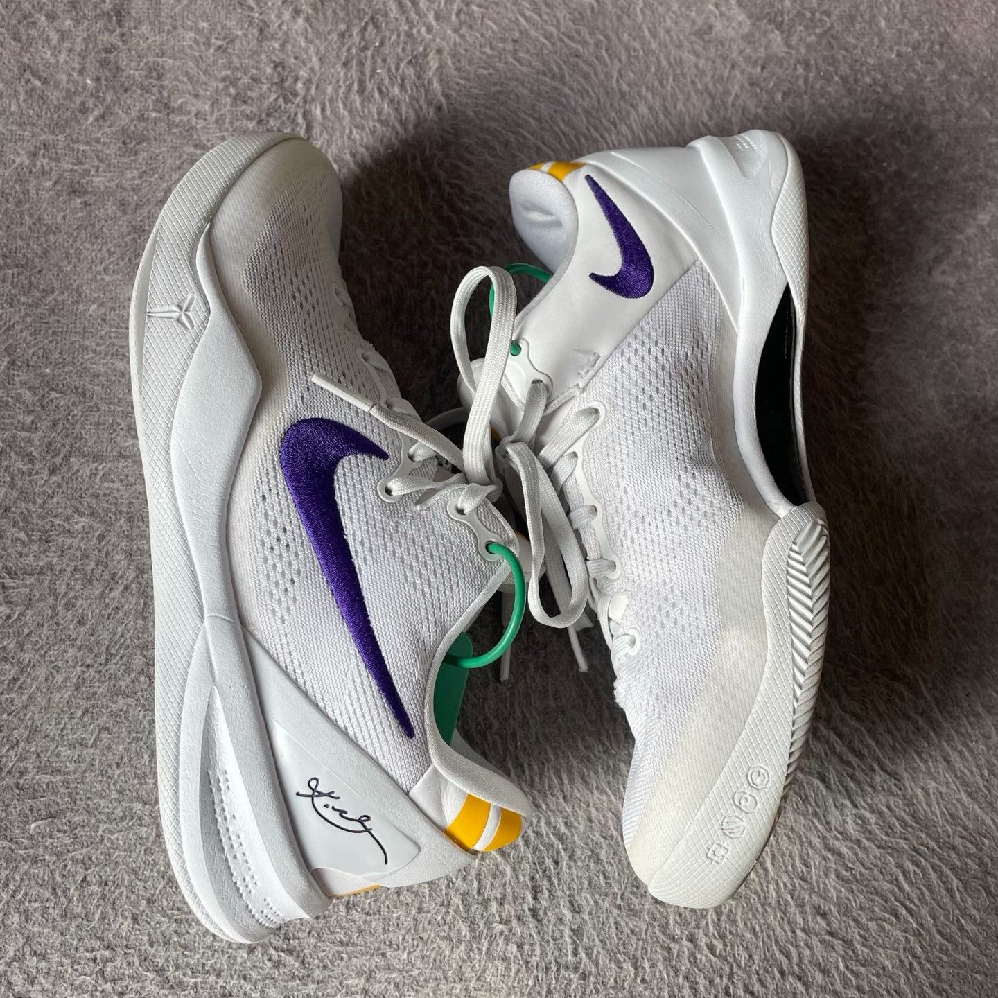 Nike Nike White Lowtop Sneakers 40 Men Size US 7.5 / EU 40-41 - 8 Thumbnail