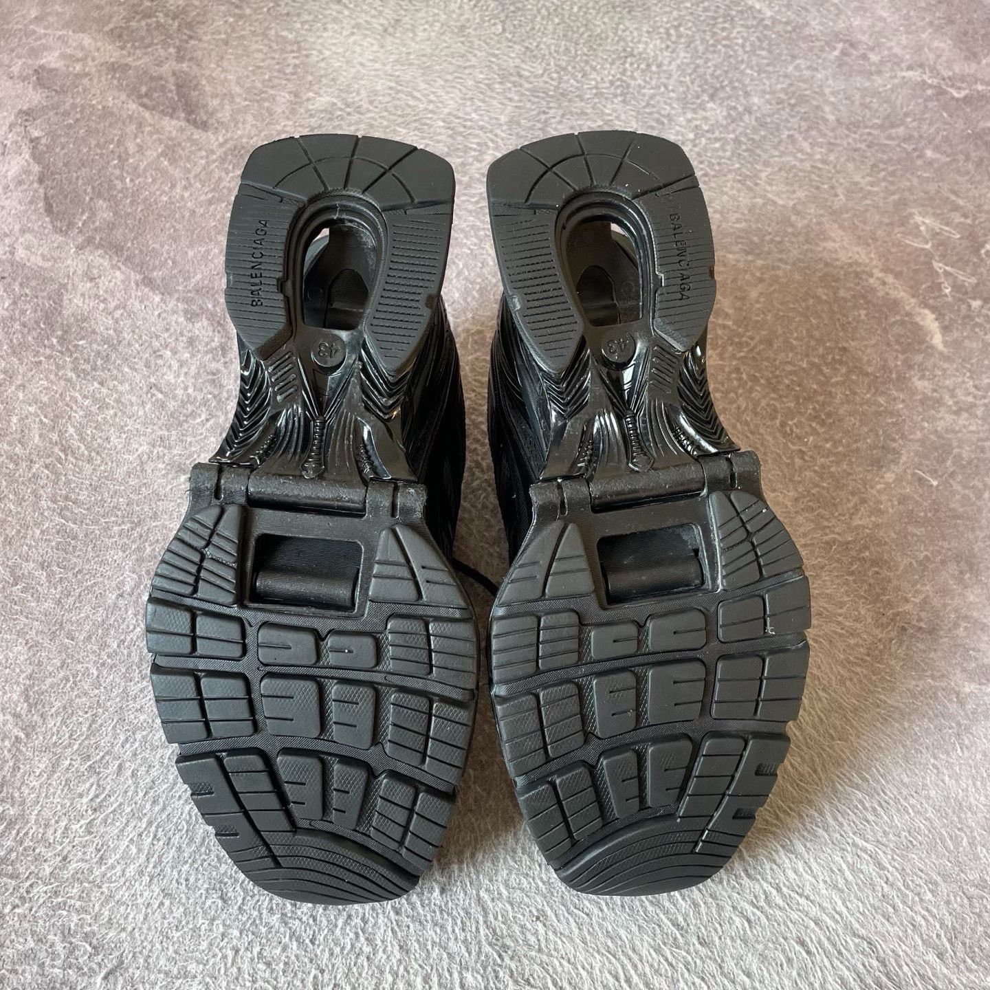 Balenciaga Balenciaga Black Lowtop Sneakers 43 Men Size US 10 / EU 43 - 4 Thumbnail
